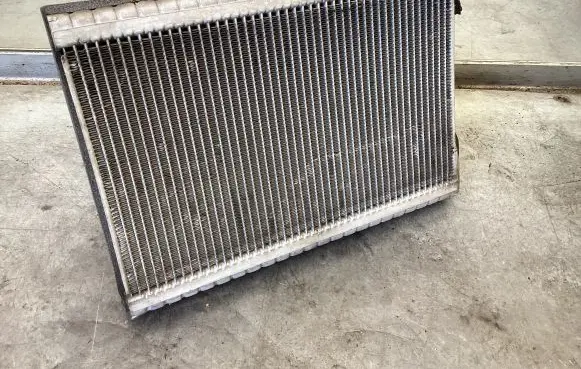 Air conditioning (A/C) radiator (interior)