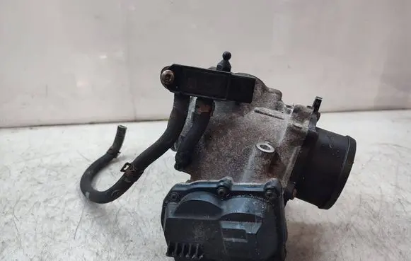 Jaguar XE EGR valve G4D35H273AB