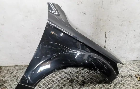 Audi Q7 4L Fender