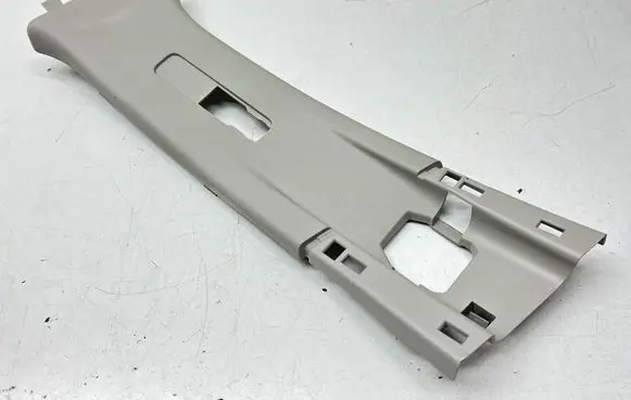 Renault Captur (B) pillar trim (top) 769135867R 631140132