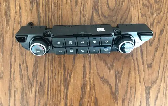 KIA Sportage Interior fan control switch 97250F1700FHV