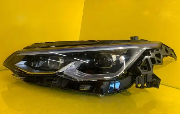 Volkswagen Golf VIII Headlight/headlamp 5H1941035G