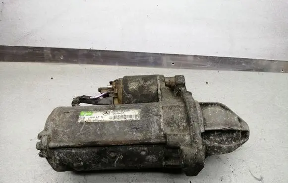 Mercedes-Benz C W203 Starter motor 0051511301 D7R43