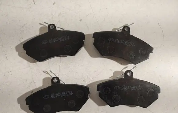 Volkswagen Golf IV Brake pads (front) Hbp1312 Dp7775