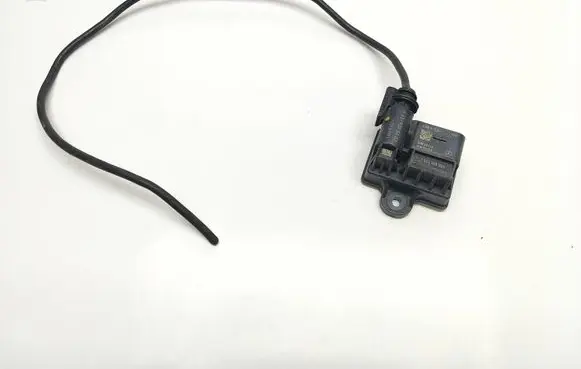 Mercedes-Benz C W205 Glow plug pre-heat relay A6519005602 14239029971