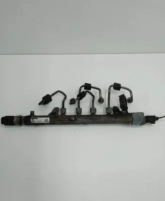Skoda Octavia Mk2 (1Z) Fuel main line pipe 03L130089B 600000443