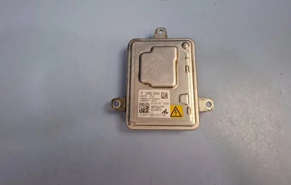 BMW 5 F10 F11 Headlight ballast module Xenon 7296090 130732931700 7317132