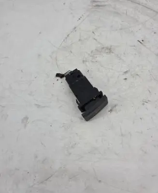 Toyota Avensis T250 Hazard light switch 157963 TR9503