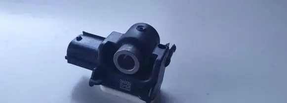 Hyundai Santa Fe Airbag deployment crash/impact sensor