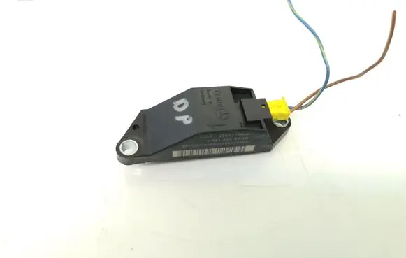 Mercedes-Benz E W211 Airbag deployment crash/impact sensor A0018209326 25571179A4