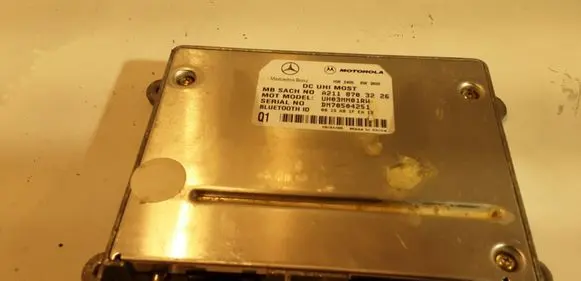 Mercedes-Benz E W211 Bluetooth control unit module A2118703226 UH03MM01RW