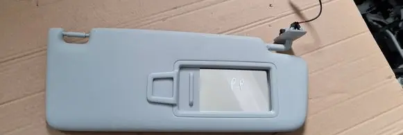 Audi Q3 F3 Sun visor