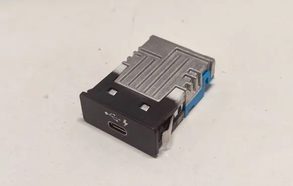 BMW X3 G01 USB socket connector 84108711939 84108794158