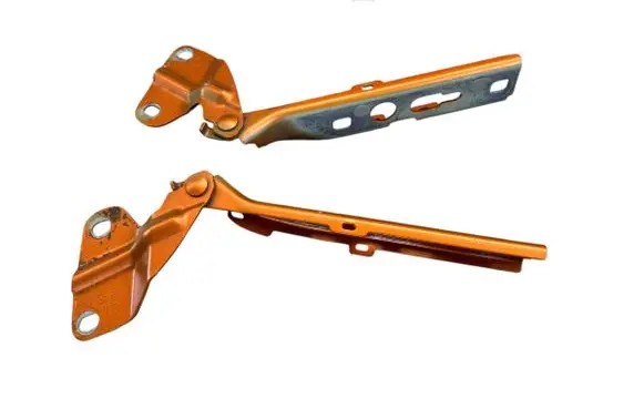 Audi Q3 8U Engine bonnet/hood hinges 8U0823302 8U0823301