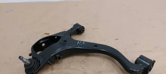 Land Rover Range Rover Sport L320 Front lower control arm/wishbone