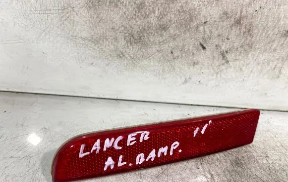 Mitsubishi Lancer X Rear tail light reflector