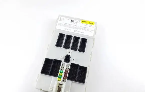 BMW 4 F32 F33 Comfort/convenience module 8733501 61358733501 5DEB1CF00