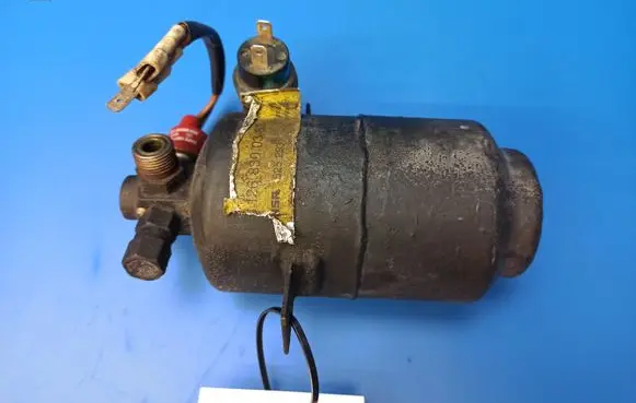 Mercedes-Benz 380 560SEC C126 Air conditioning (A/C) air dryer 1268300383 1248213651 0048200710