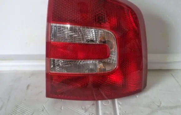 Skoda Octavia Mk2 (1Z) Rear/tail lights 1z9945096