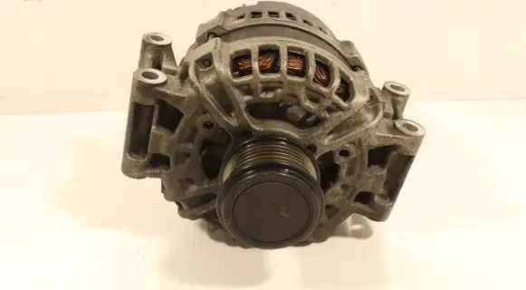 Audi A4 S4 B8 8K Generator/alternator 0125711051