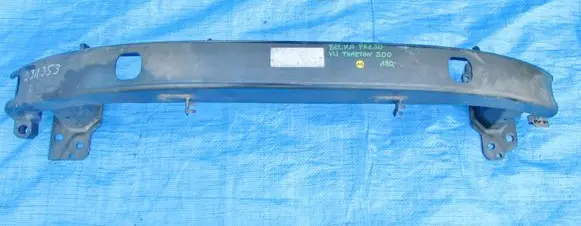 Volkswagen Phaeton Front bumper cross member