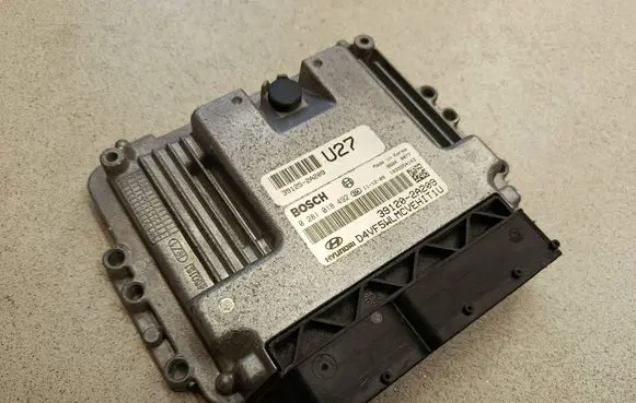 Hyundai i40 Engine control unit/module 391252A209 391202A209 0281018492