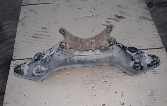 Subaru Tribeca Engine mount bracket 41022AG10A