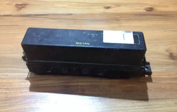 Nissan Almera Fuse box set