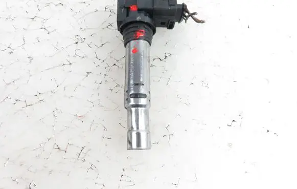 Volkswagen Polo IV 9N3 High voltage ignition coil 0986221023