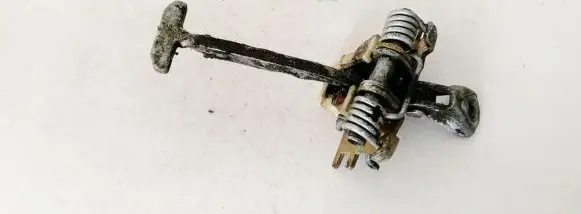Ford S-MAX Front door check strap stopper 