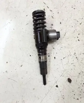 Audi A6 S6 C6 4F Fuel injector 03G130073