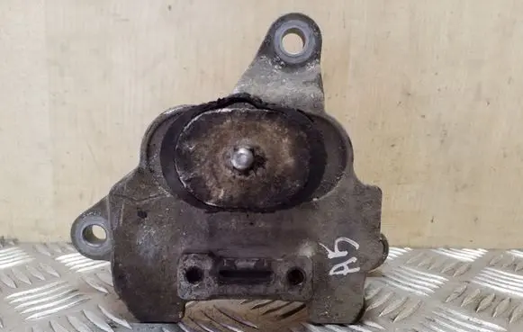 Audi A5 8T 8F Gearbox mounting bracket 8K0399115P