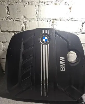 BMW 5 F10 F11 Engine cover (trim) 11252010