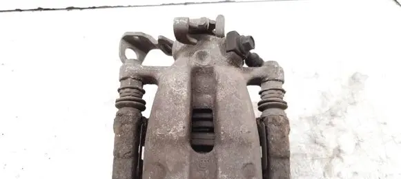 Opel Meriva A Rear brake caliper