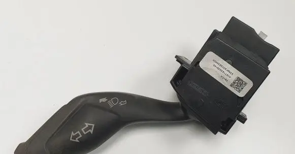 Ford Focus Indicator stalk AV6T-13335-AD