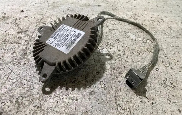 Dodge Durango Xenon control unit/module GHC846H10761