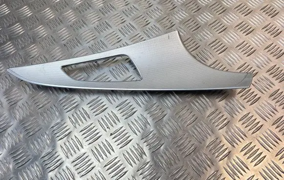 Audi A6 S6 C7 4G Front door trim bar 4G0867410