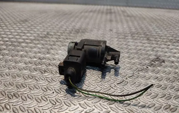 Volkswagen II LT Turbo solenoid valve 1J0906283C