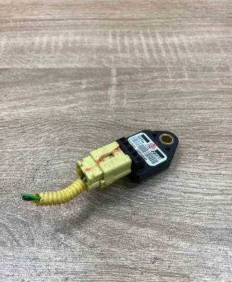 Hyundai i30 Airbag deployment crash/impact sensor 959202H000