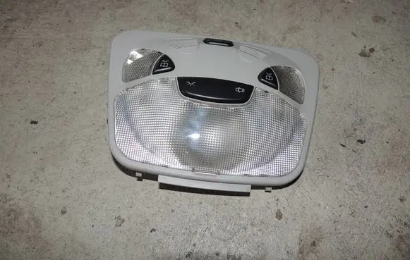 Mercedes-Benz C AMG W203 Front seat light A203820