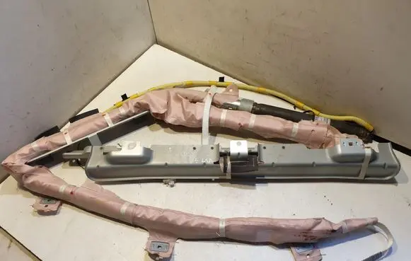 Roof airbag