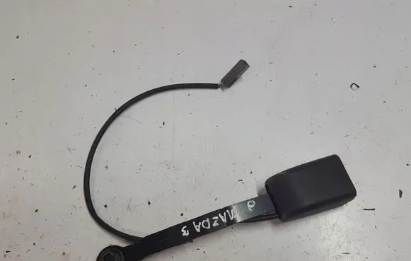 Mazda 3 II Front seatbelt buckle