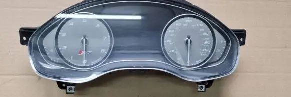 Audi A7 S7 4G Speedometer (instrument cluster) 4G8920983T