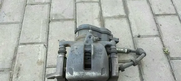 Audi A5 Sportback 8TA Rear brake caliper 8K0615403E