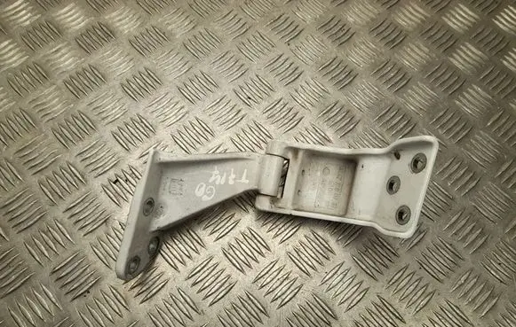 Rear door upper hinge