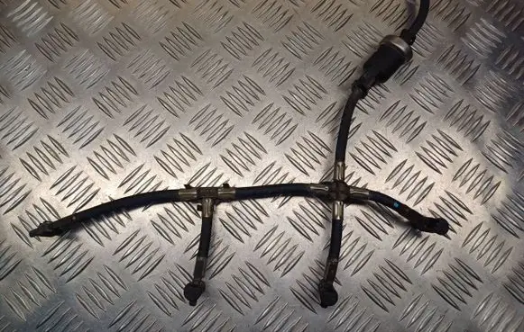 Fuel return line/hose
