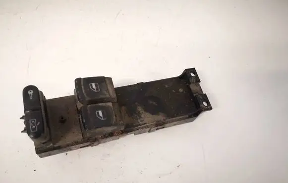 Volkswagen PASSAT B5.5 Electric window control switch 1J3959857B