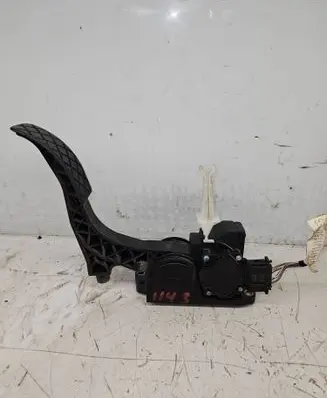 Volkswagen Golf IV Accelerator throttle pedal 1J1721503K