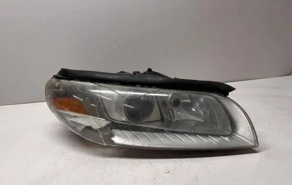 Volvo V70 Headlight/headlamp 31214348 6333200001