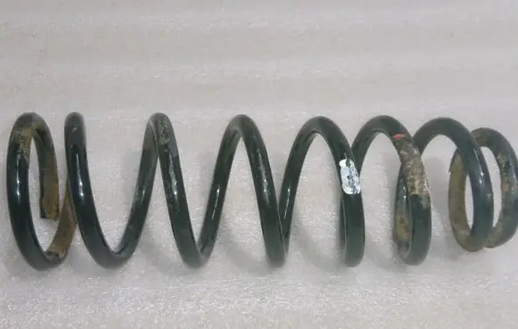 Toyota Corolla Verso AR10 Rear coil spring 482310F020